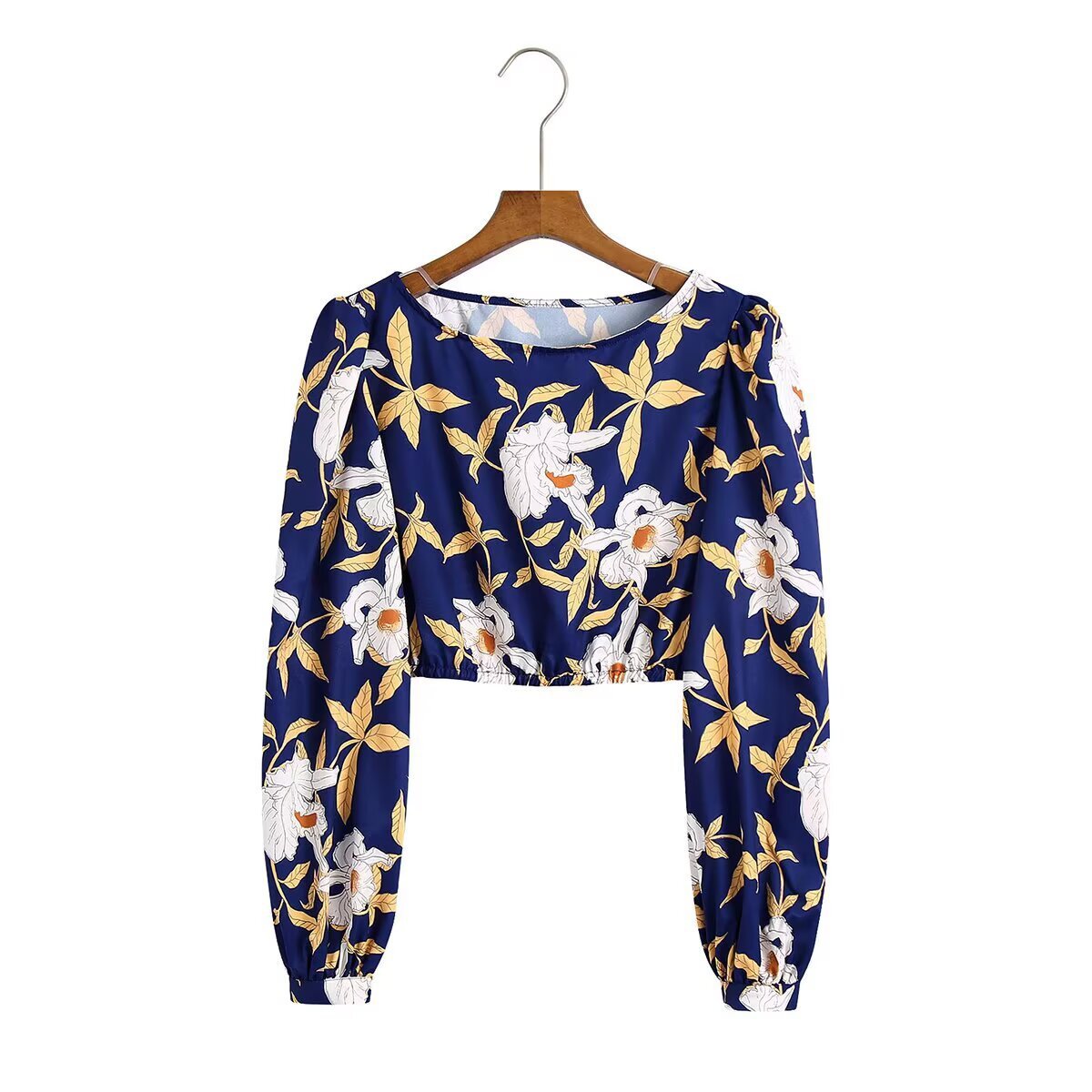 Conjunto con estampado floral para mujer: elegante y versátil KUN-00080