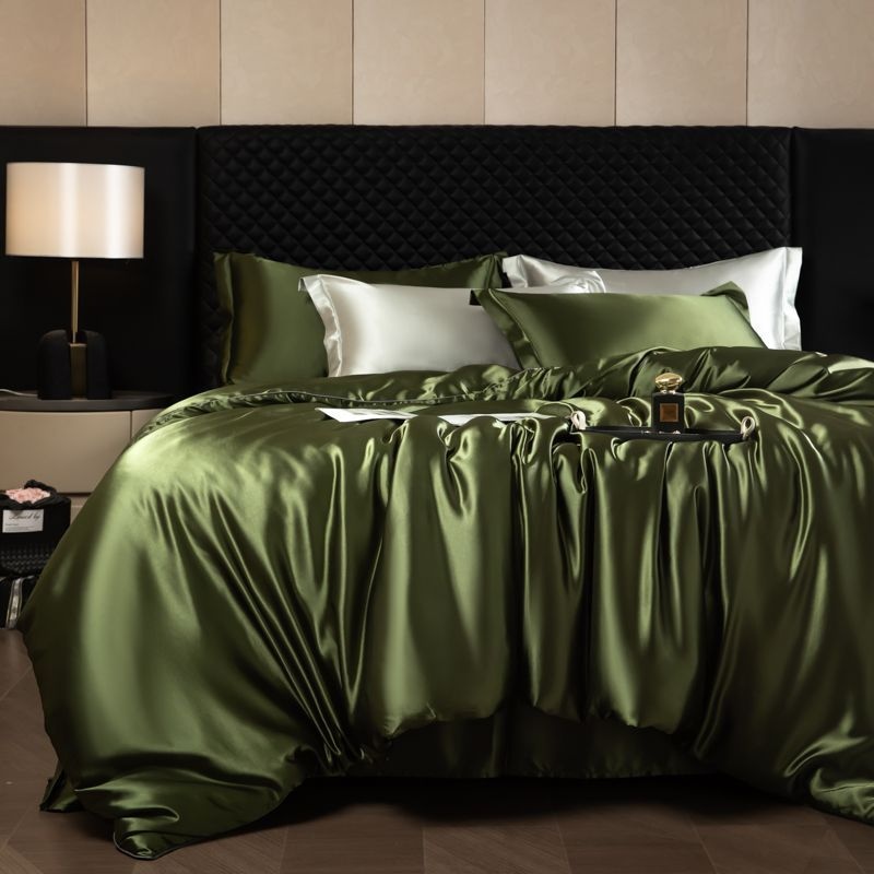 Luxury Mulberry Silk 4-Piece Bedding Set - Premium Soft Satin Duvet Cover
