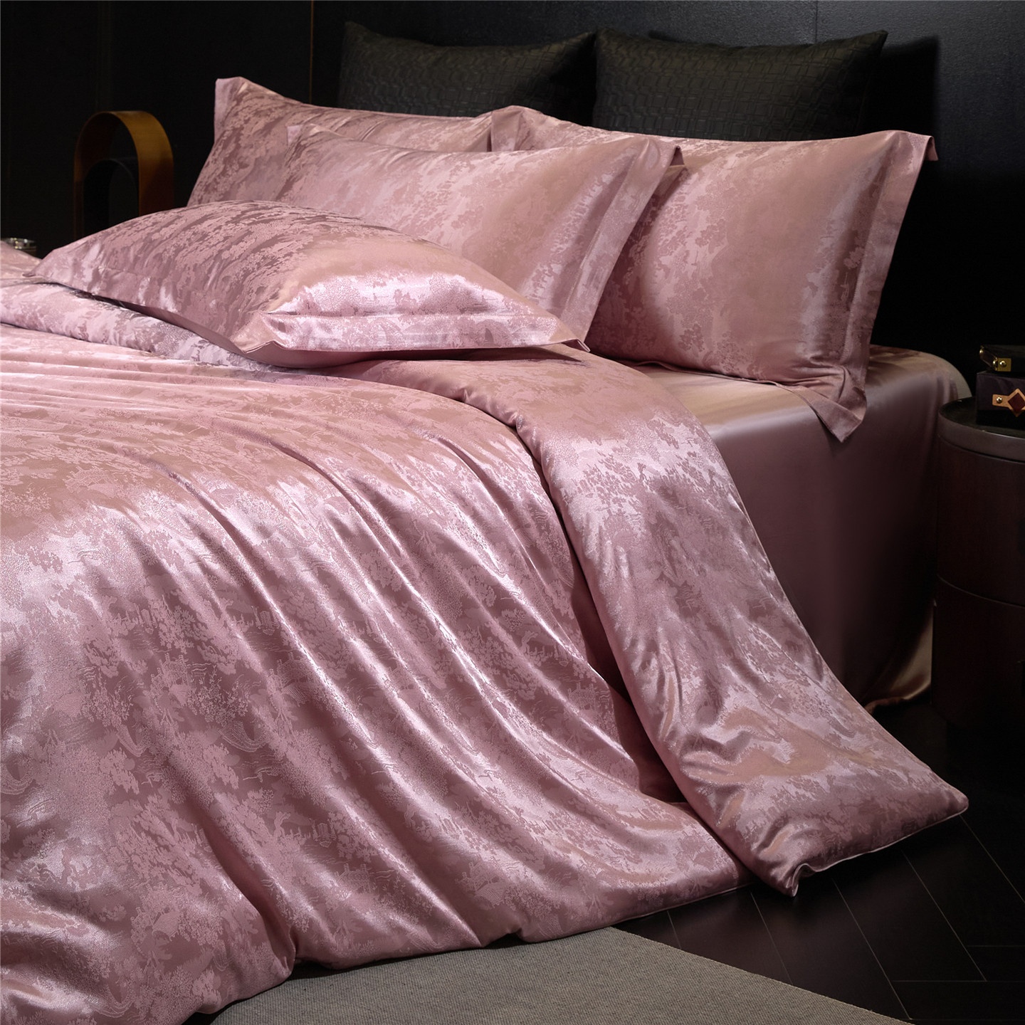 Luxury Jacquard Silk Bedding 4-Piece Set - Premium Home Collection