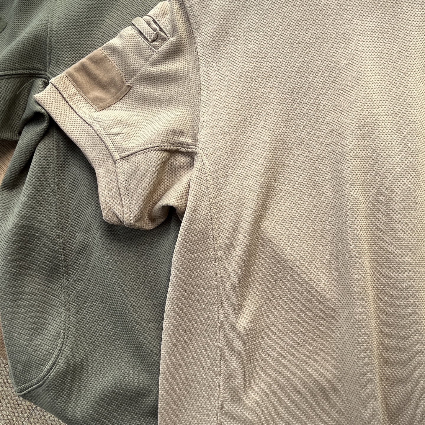 T-shirt tattica da uomo ad asciugatura rapida con tasche sulle maniche (vestibilità slim)