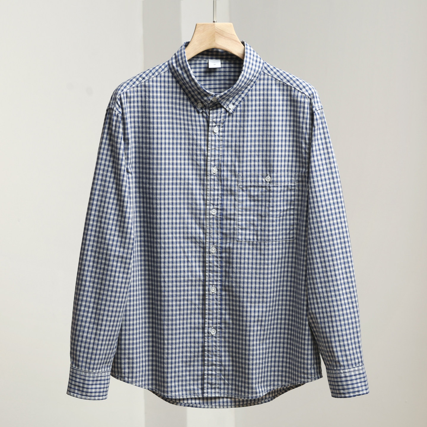 Camicia da uomo classica a quadri a maniche lunghe con bottoni