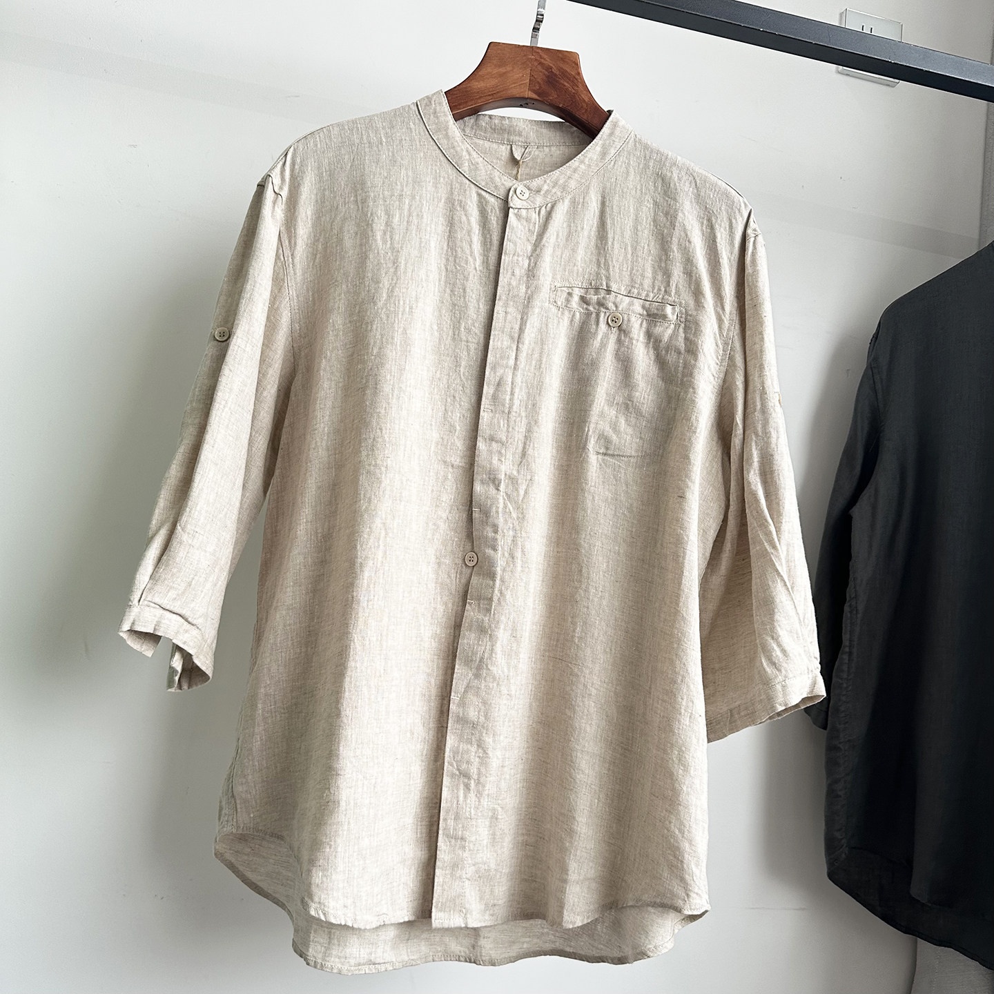 Camicia da uomo a maniche a 3/4 con colletto alla coreana, 100% lino