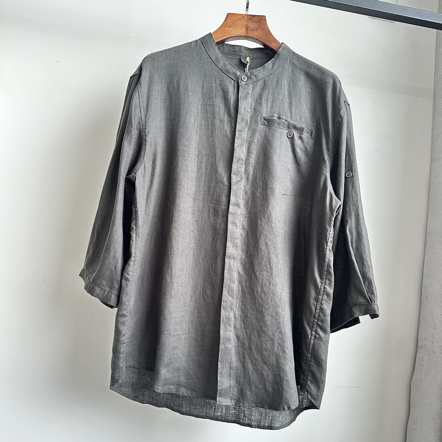 Camicia da uomo a maniche a 3/4 con colletto alla coreana, 100% lino