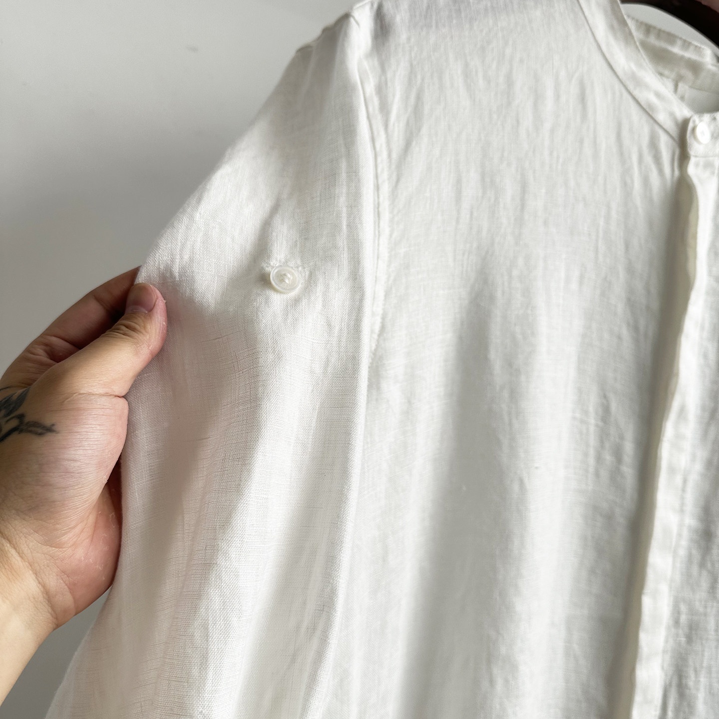 Camicia da uomo a maniche a 3/4 con colletto alla coreana, 100% lino
