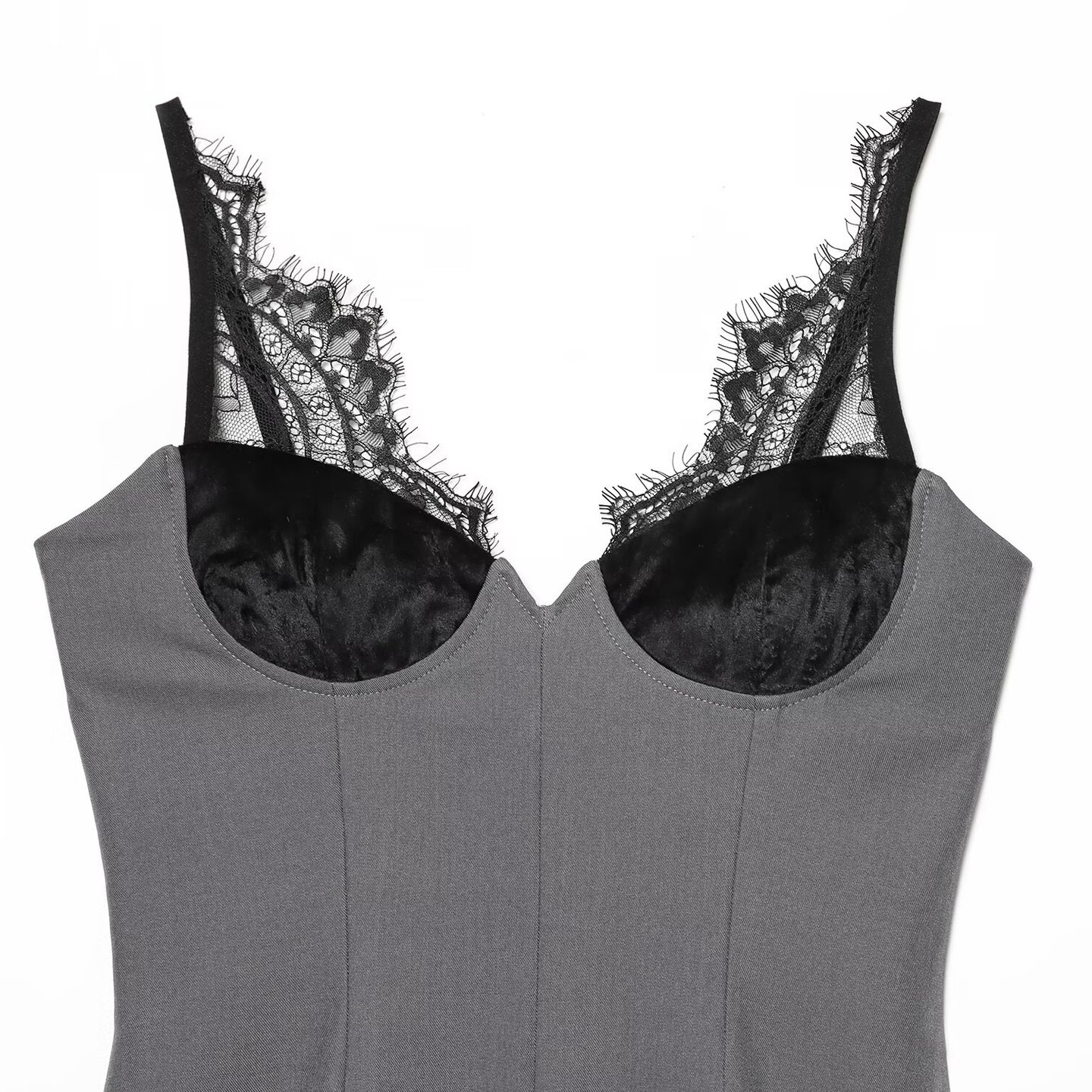 Bodycon-Top aus Spitze – V-Ausschnitt mit Wimpernbesatz KUN-00048