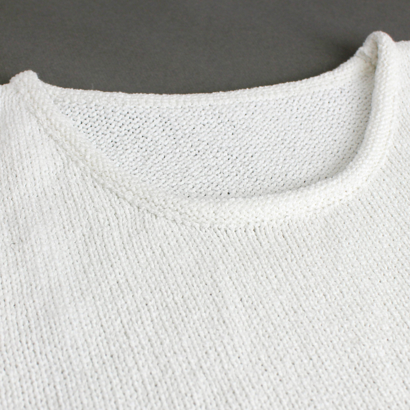 Women's Knit Sweater Vest - Sleeveless Cropped Pullover Top SSU-00042