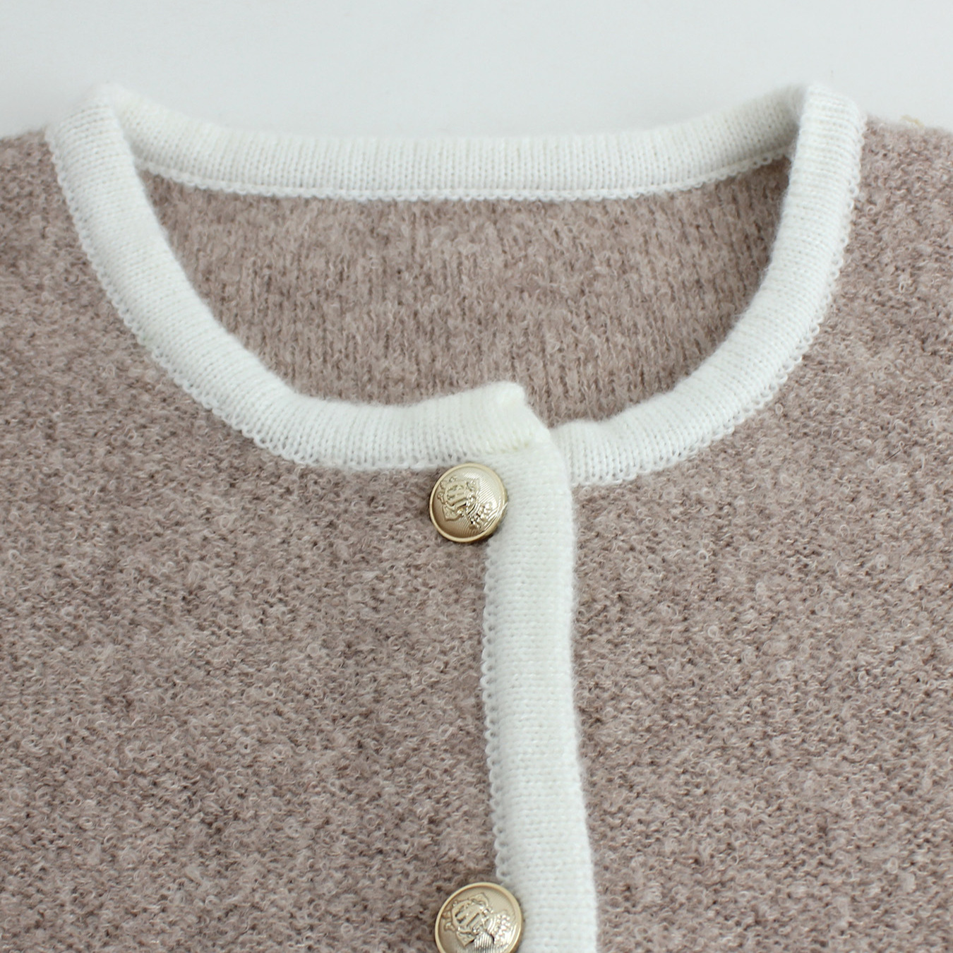 Knit Cardigan Sweater Button Pockets Lightweight