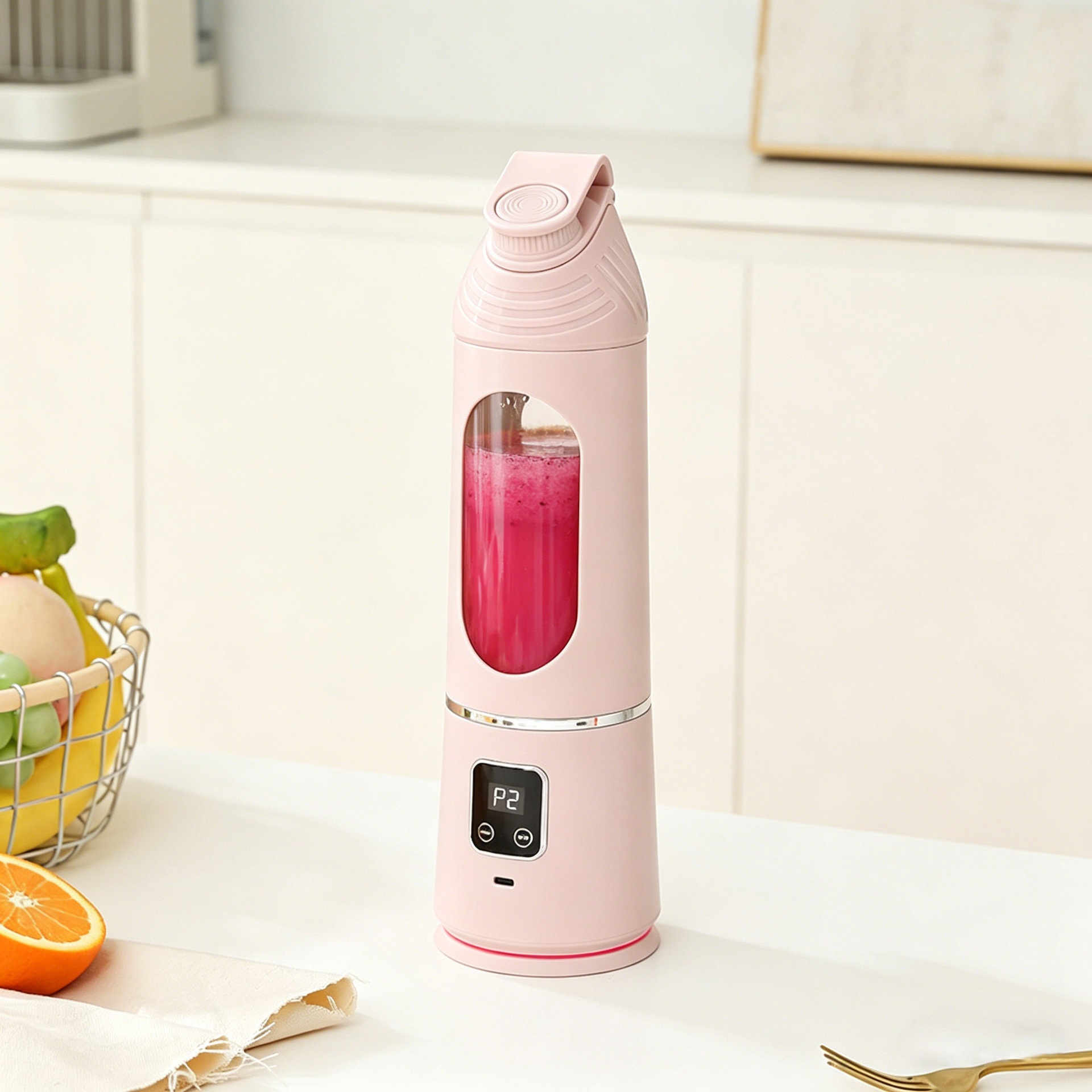 Tragbarer, per USB aufladbarer Mixer, Mini-Entsafterbecher mit 6-Klingen-Edelstahlklinge, 2500-mAh-Akku für 15 Mixvorgänge, Typ-C-Ladeanschluss für Smoothies