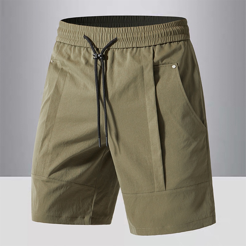 Pantalones cortos urbanos de secado rápido para hombre.