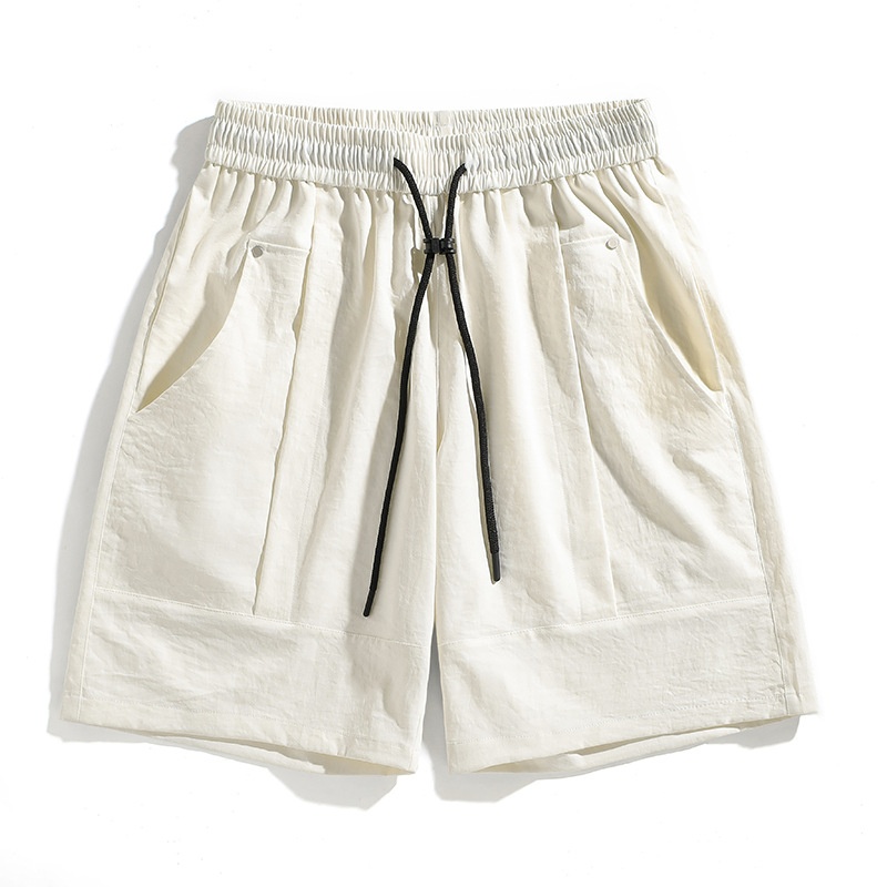 Pantalones cortos urbanos de secado rápido para hombre.