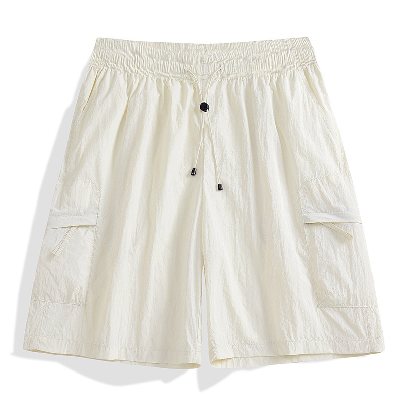 Pantalones cortos cargo de secado rápido para hombre: ligeros y transpirables.