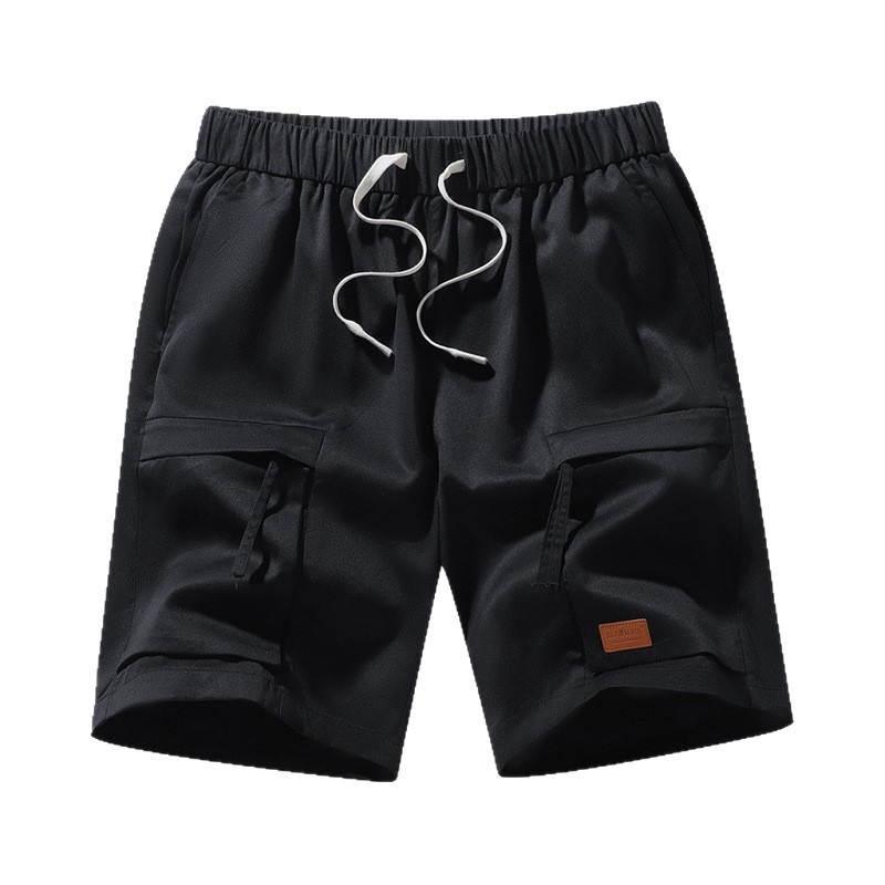 Pantalones cortos cargo informales para hombre con cordón ajustable y bolsillos.
