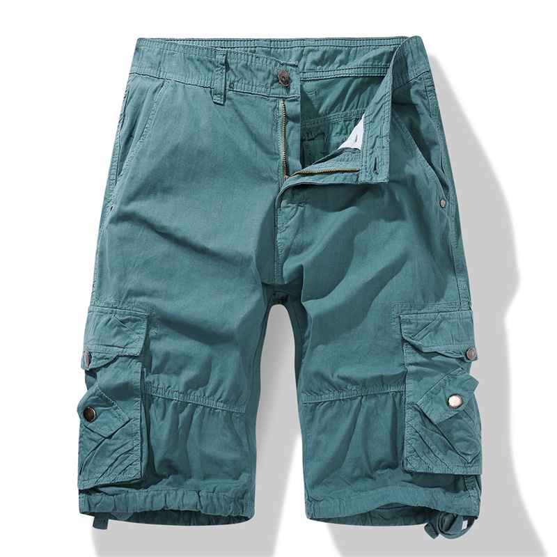 Pantalones cortos cargo casuales para hombre con múltiples bolsillos, ideales para actividades al aire libre.