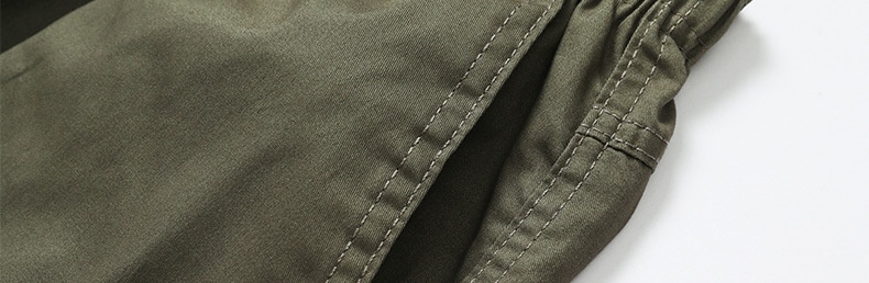 Pantalones cortos deportivos casuales para hombre con cintura elástica y cordón ajustable.
