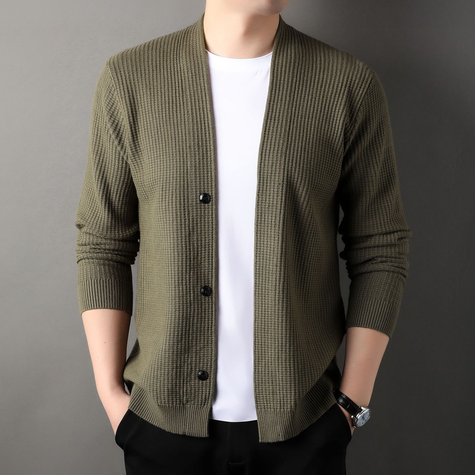 Men's Comfortable Fashion Knit Cardigan/ Sweater