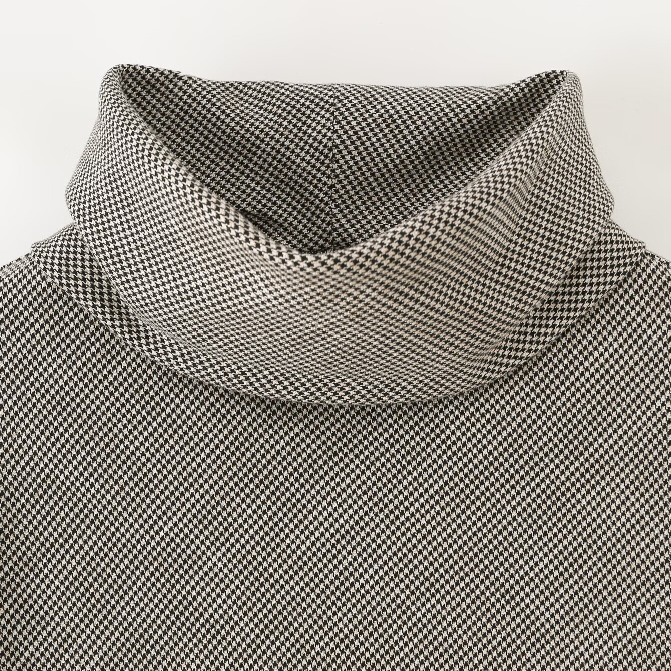 Lace Asymmetric Sleeveless Top KUN-00074