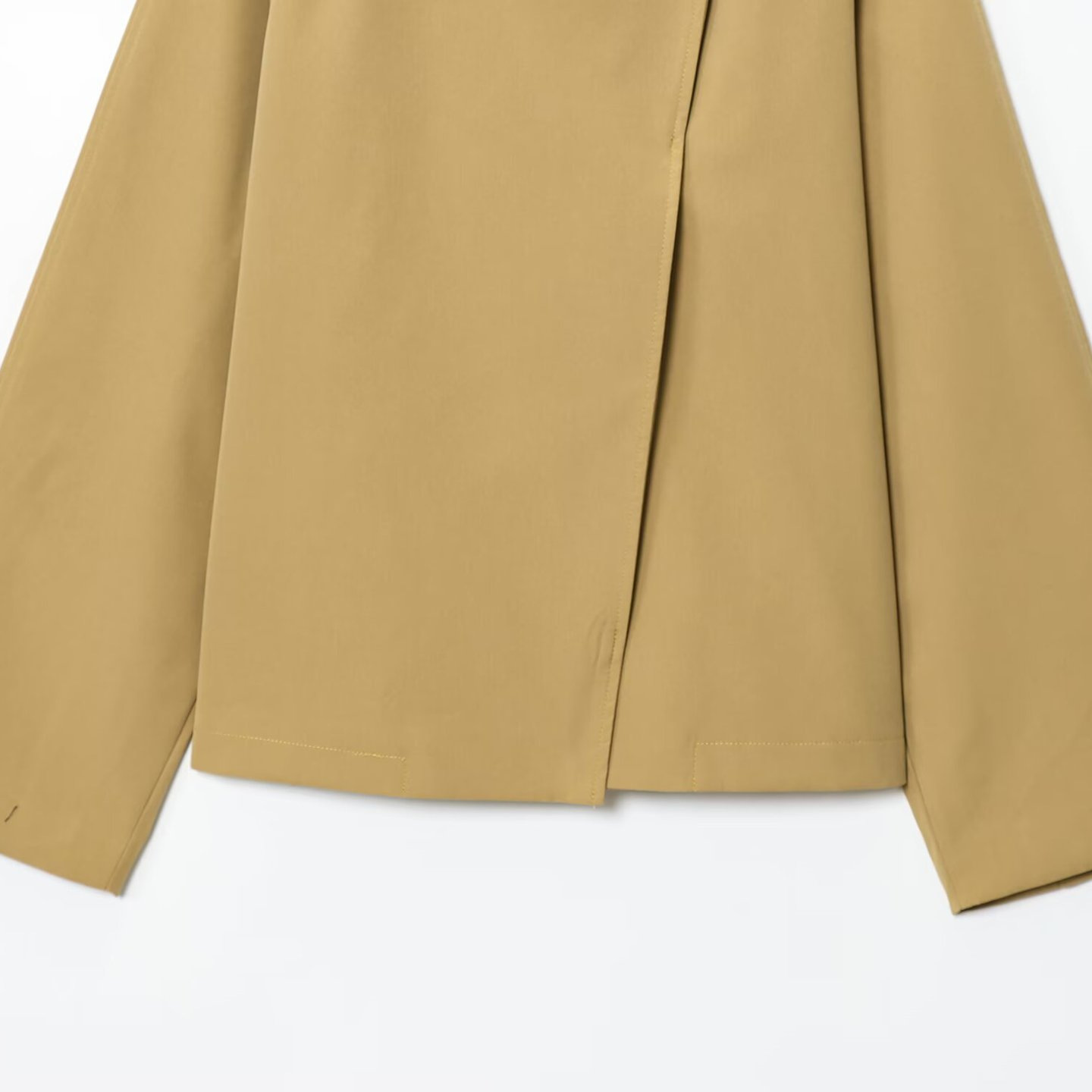 Gabardina corta para mujer - Elegante, versátil y ligera KUN-00091