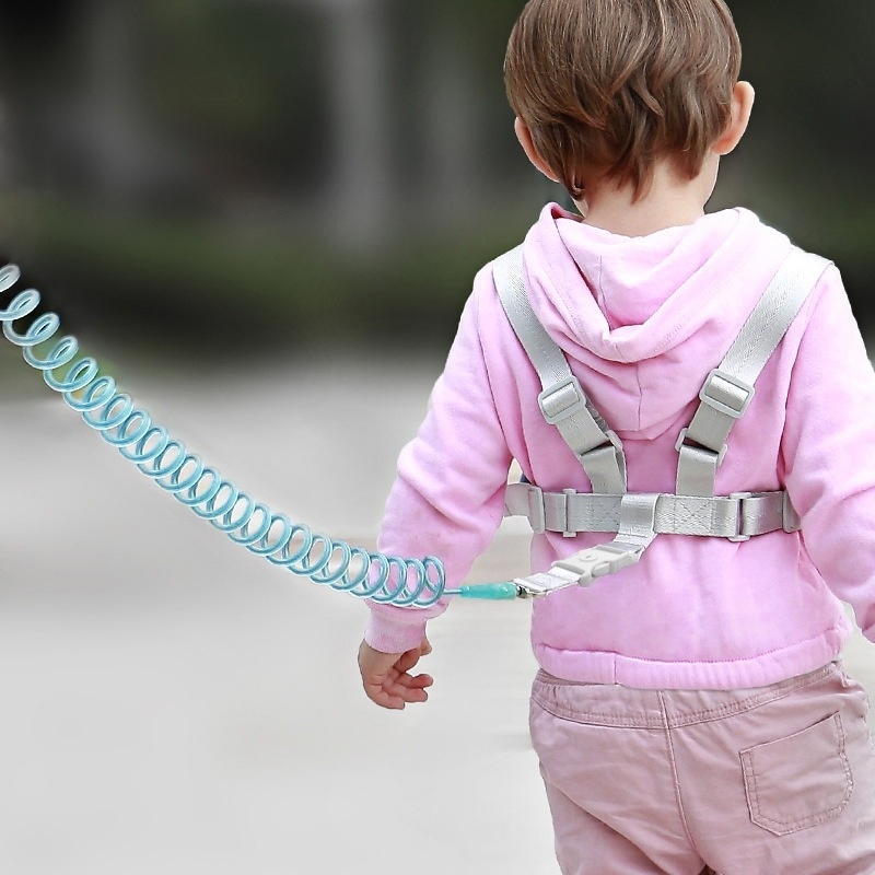 Imbracatura di sicurezza 2 in 1 per bambini con guinzaglio da polso anti-smarrimento, imbracatura traspirante per passeggiate con lucchetto e snodo girevole a 360°.