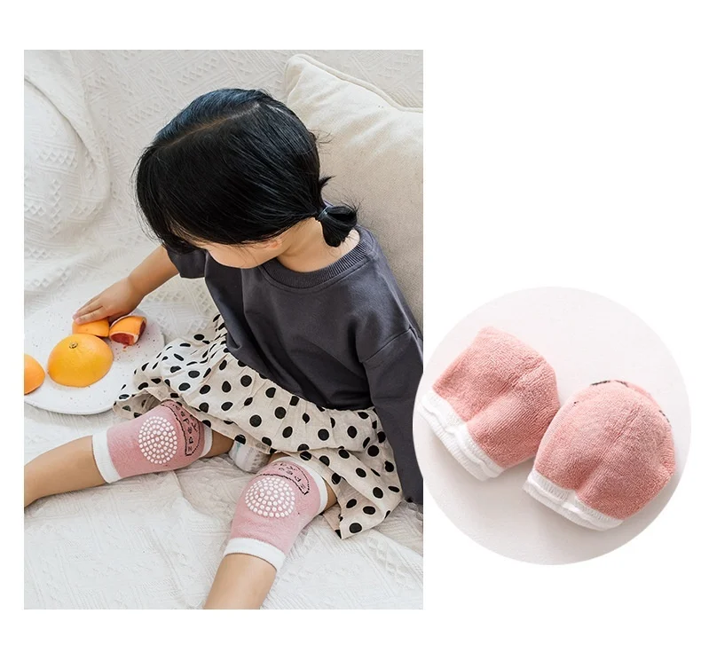 Ginocchiere per neonati, traspiranti ed elastiche, con impugnatura antiscivolo in silicone, ideali per gattonare e camminare.
