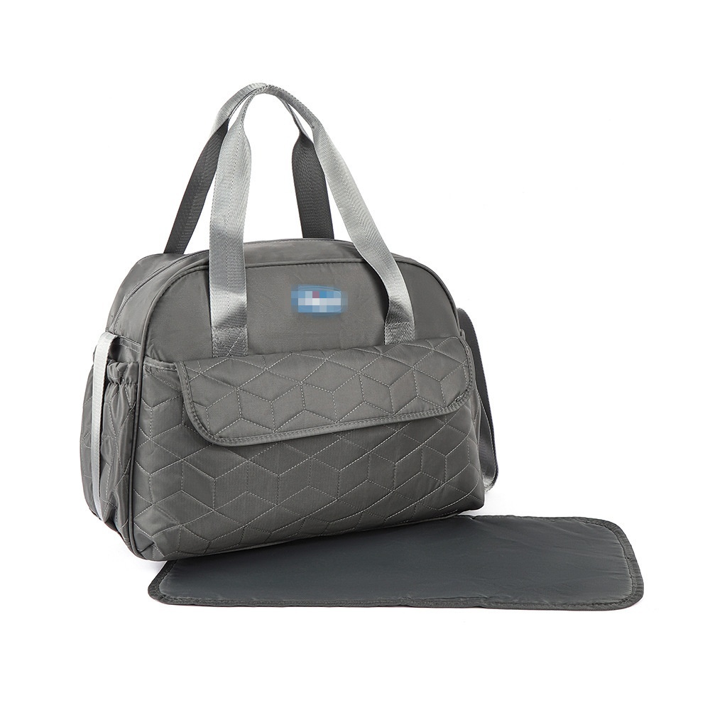 Set di 5 pezzi composto da borsa fasciatoio trapuntata, borsa da viaggio impermeabile con molteplici tasche, fasciatoio, borsa termica per biberon e sacchetto per alimenti.