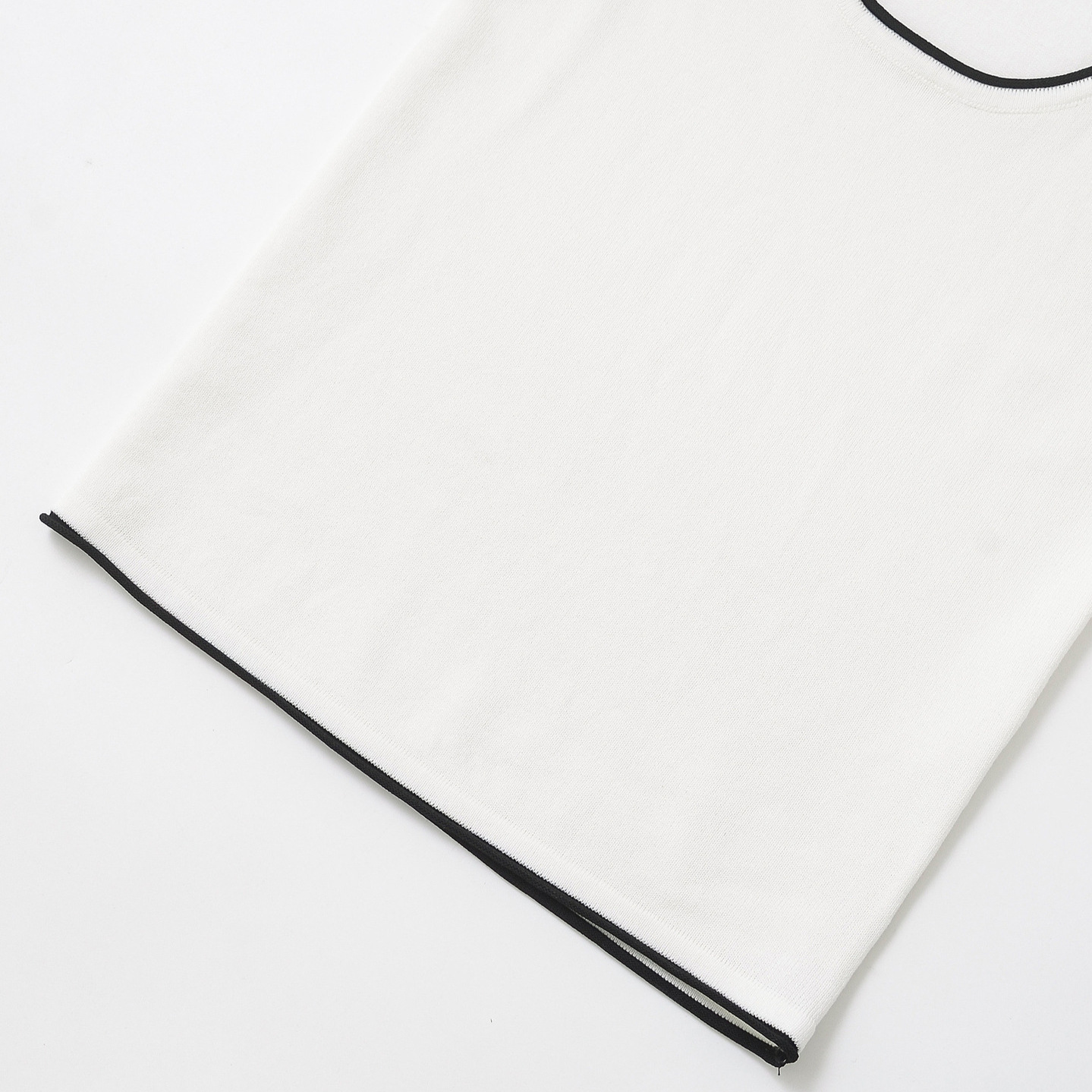 Knit Top - Women's Classic Trim Sweater KUN-00006