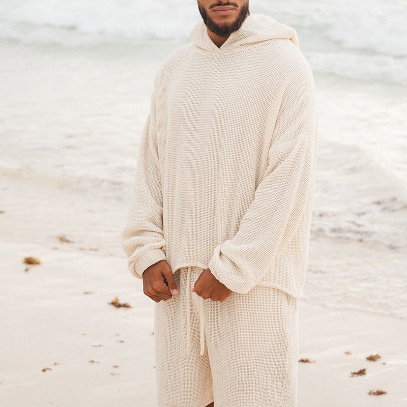 Casual tweedelig setje van katoenmix: lange mouwen met capuchon en korte broek