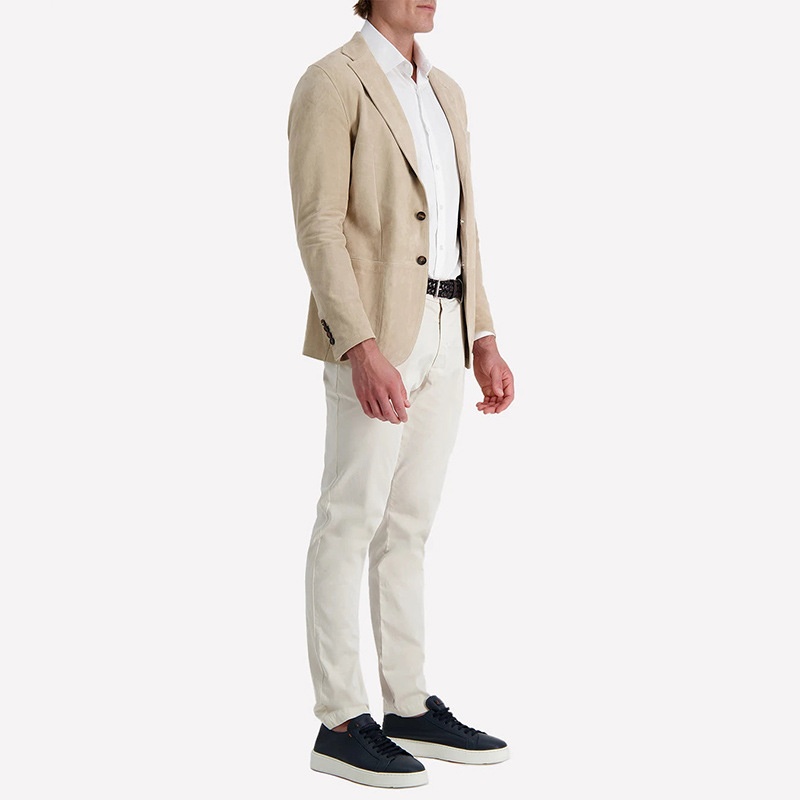 Katoenmix losvallend jasje met revers, geschikt voor casual zakelijke gelegenheden in de winter.