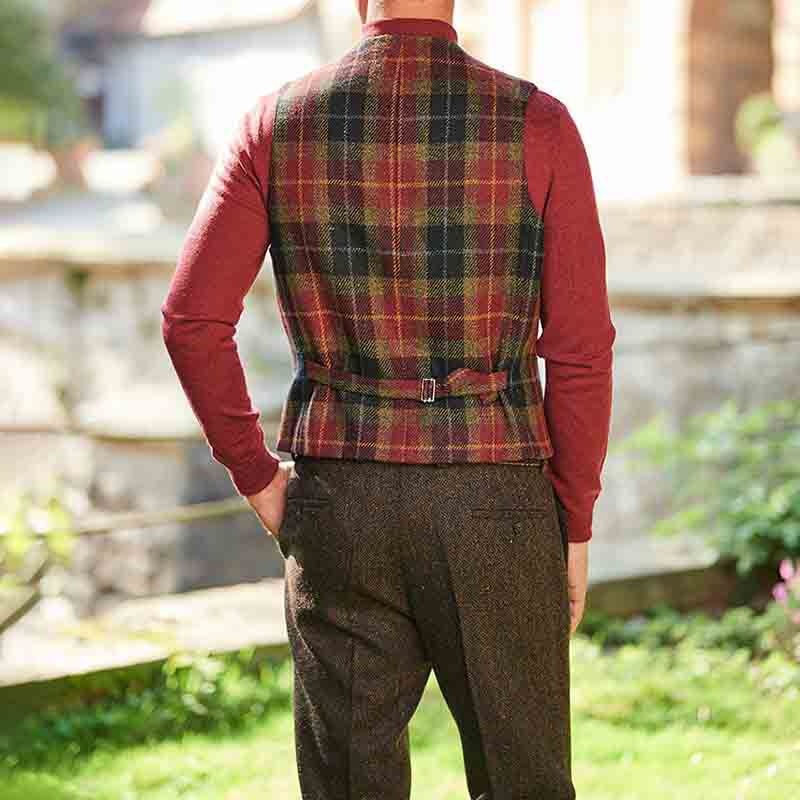 Nauwsluitend, enkelvoudig geruit pakvest voor de herfst en winter, geschikt voor zakelijke casual kleding.