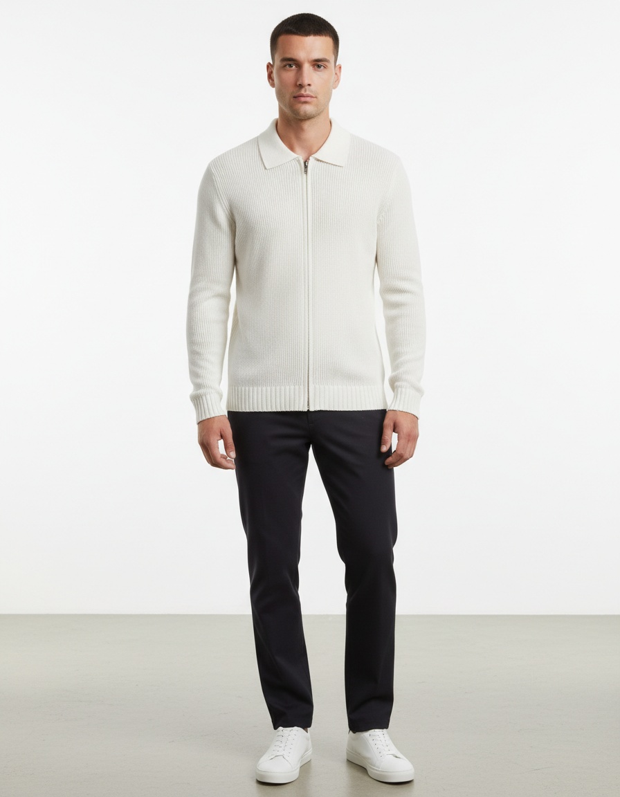 Ademende, loszittende herentrui van wolmix voor casual winterkleding.