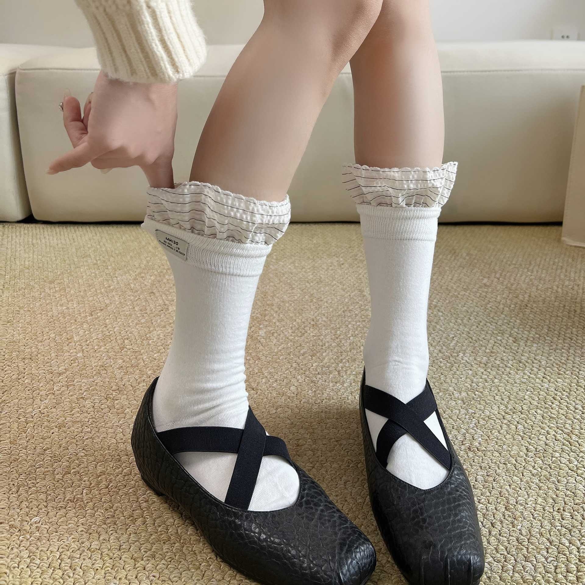 Ruffle Trim Crew Socks with Check Accent Cuff