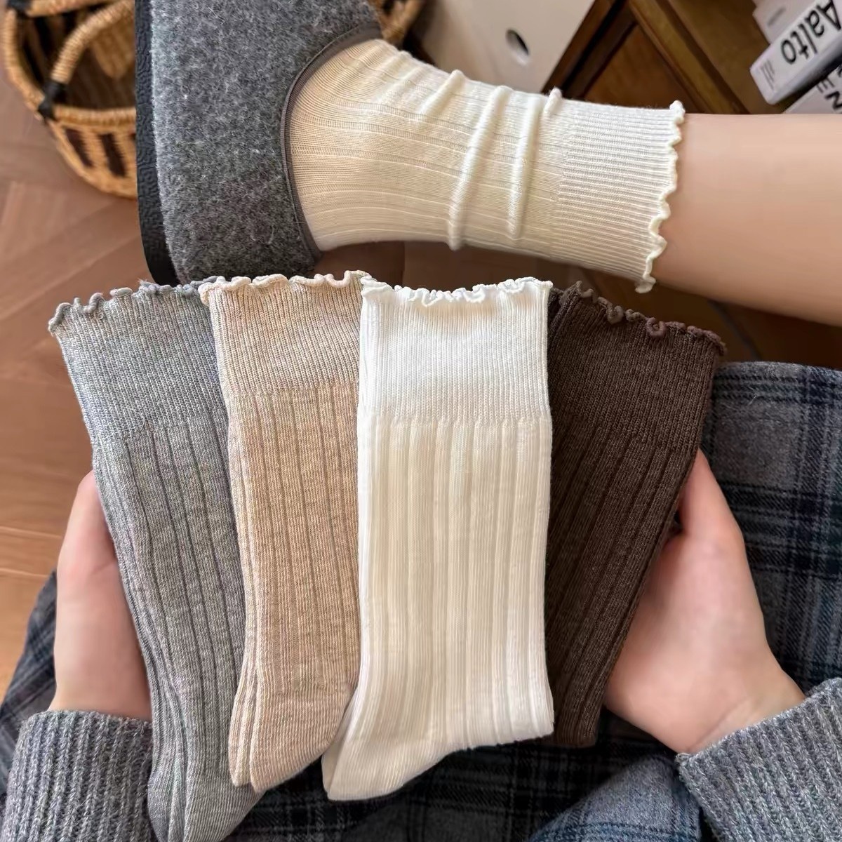 Women's Ruffle Lettuce Edge Ribbed Crew Socks