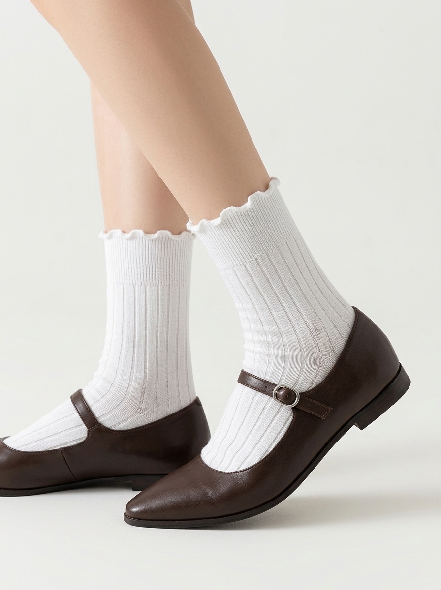 Women's Ruffle Lettuce Edge Ribbed Crew Socks