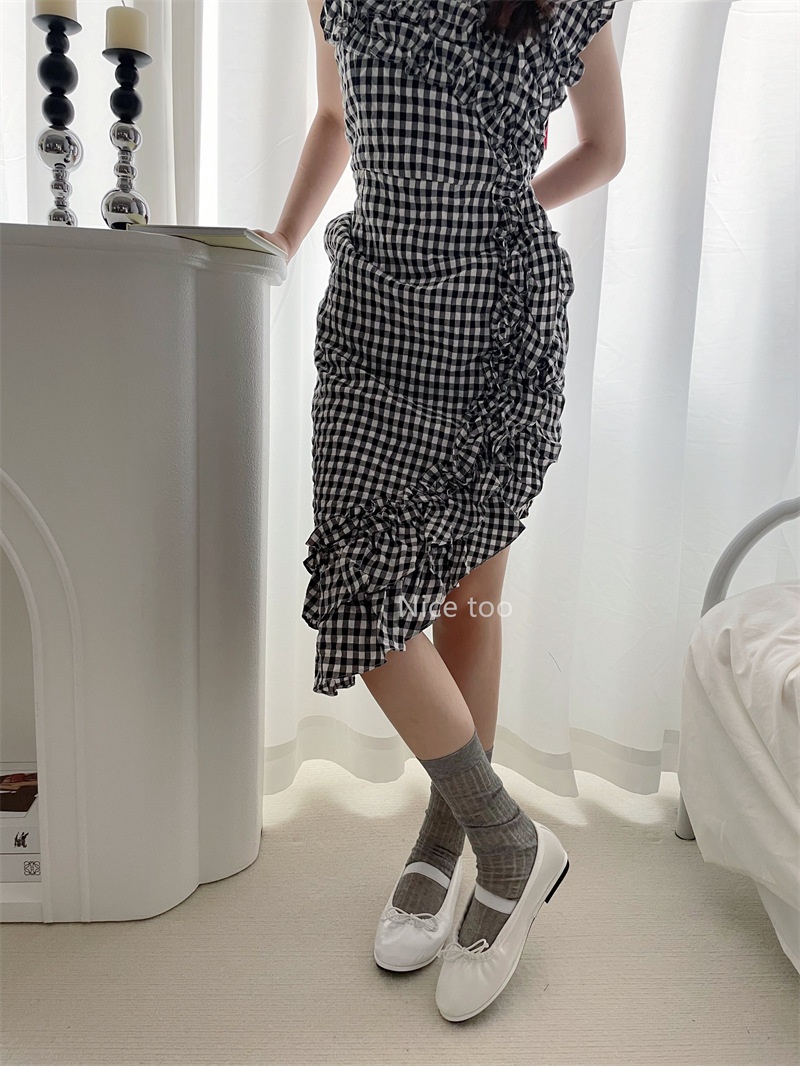 Women's Sheer Ribbed Crew Socks