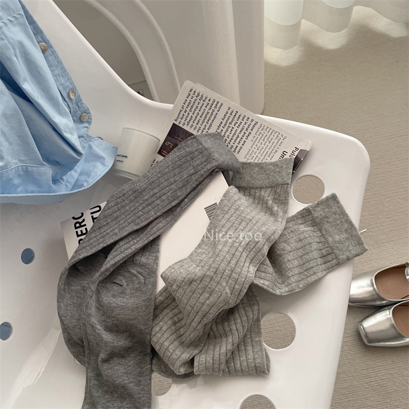 Women's Sheer Ribbed Crew Socks