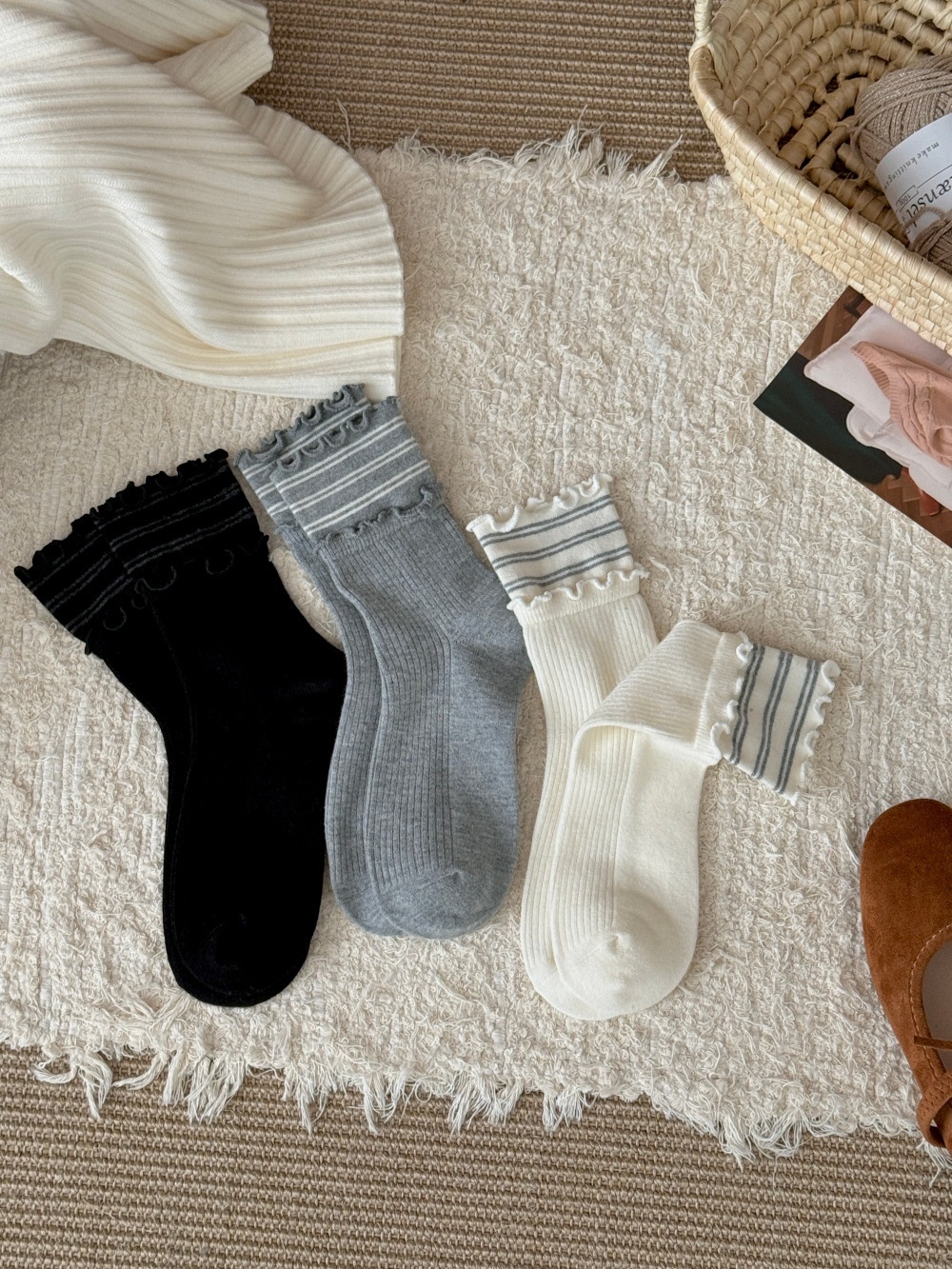 Women's Ruffle Cuff Ribbed Crew Socks with Stripes