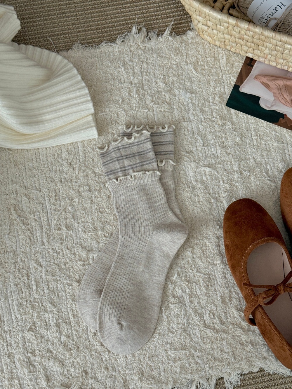 Women's Ruffle Cuff Ribbed Crew Socks with Stripes