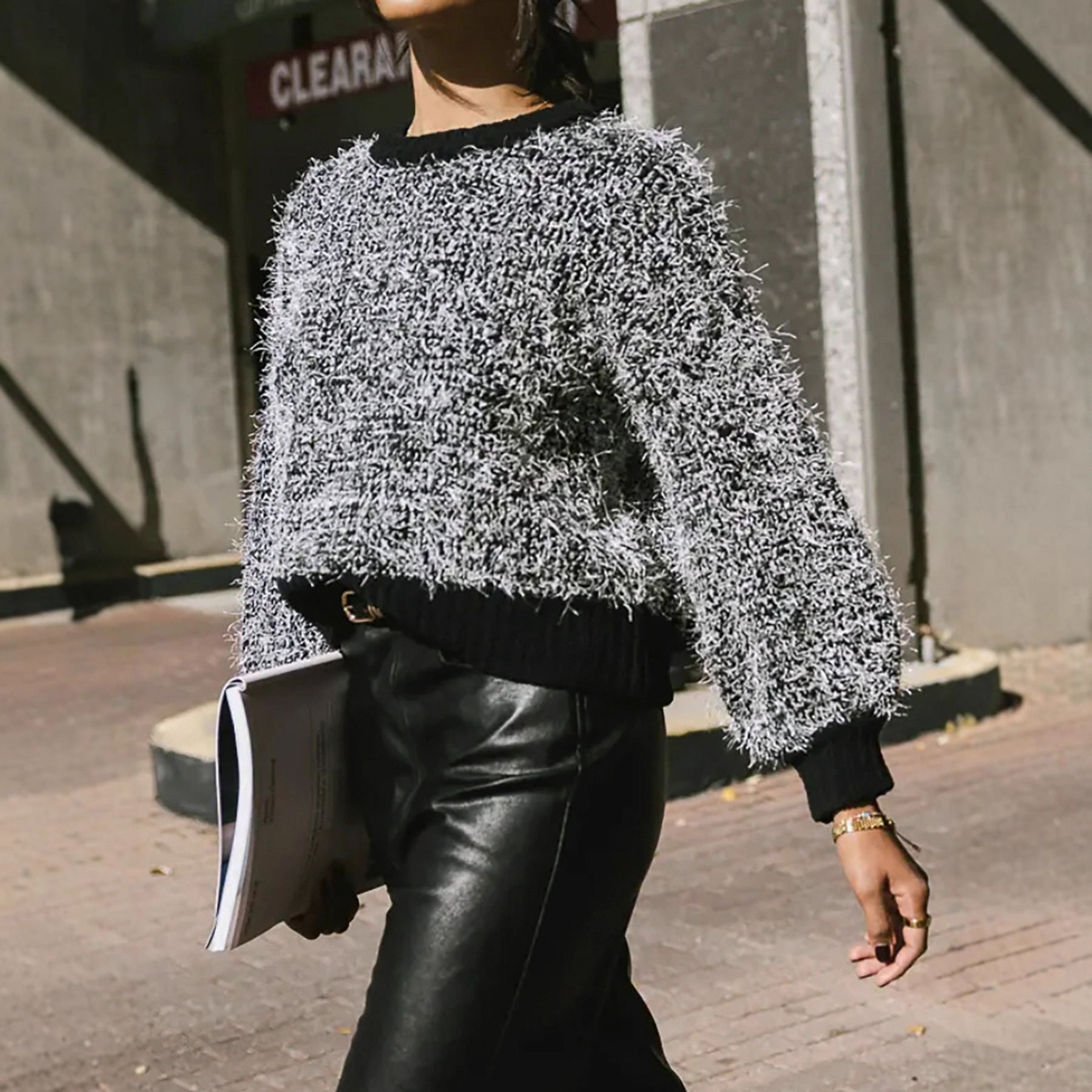 Knit Crewneck Sweater Color Block Long Sleeve Pullover SSU-00098