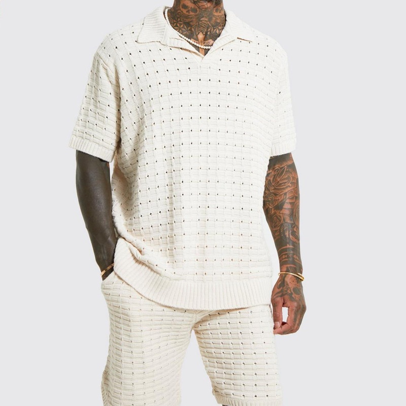 Losvallende, ademende polo en short set voor heren, perfect voor een casual zomerlook.