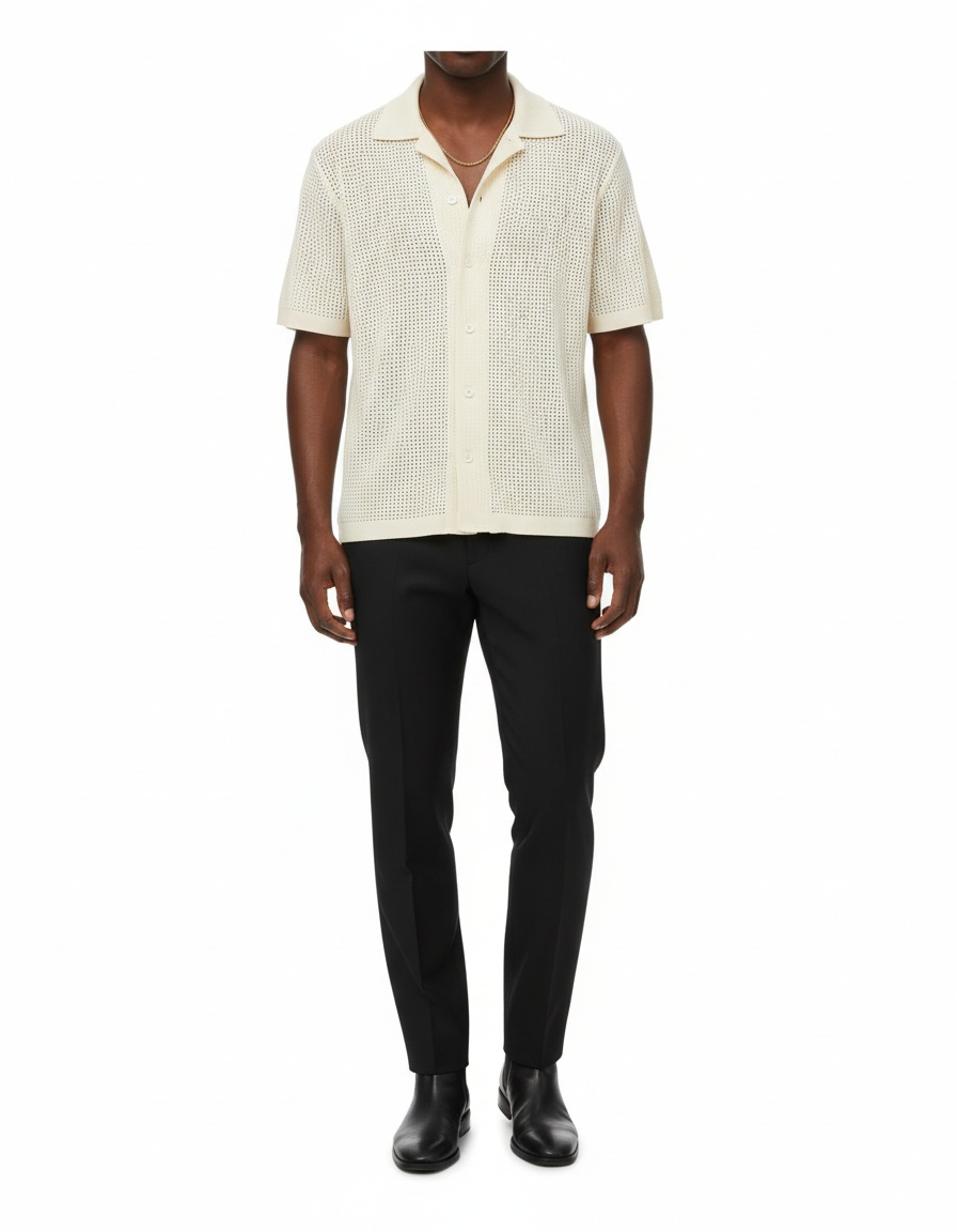 Chemise d'été imprimée coupe ajustée pour homme, idéale pour la plage.