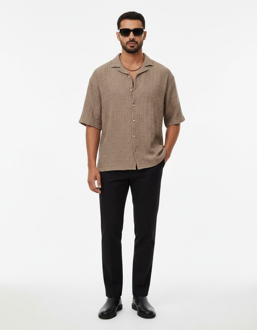 Slim Fit Breathable Short-Sleeve Casual Shirt for Men's Summer Wear