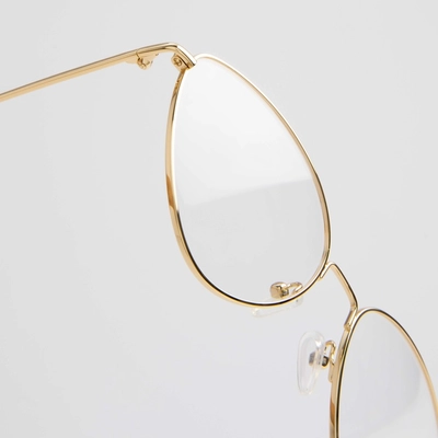 03-Ozzy-View-Gold